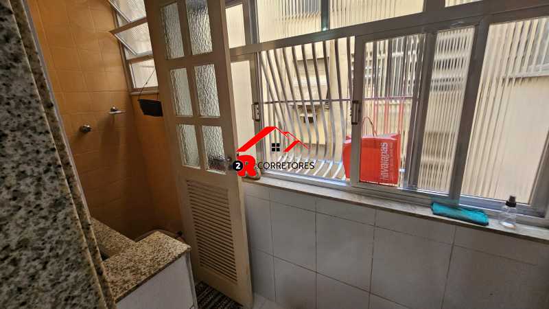 Conheça 19. do imóvel - Rio de Janeiro, Copacabana, 3 quartos sendo transformado para 2 quartos, frente, 120m², Posto 4. - HPCCOPAFACEB001 - 19 19. - 19