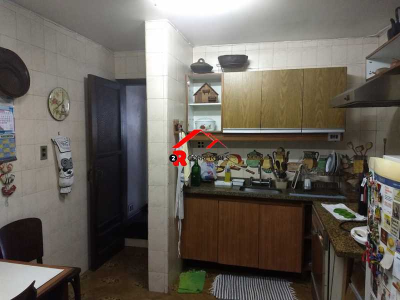 Conheça Cozinha do imóvel - Rio de Janeiro, Copacabana, 3 suítes, 136 m², frente rua, 1 vaga escriturada, vista lateral mar.. - HPC007JR - 8 Cozinha - 8