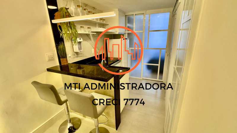 8f86a6a9-60b2-43c5-a1ff-87ffc4 - 6