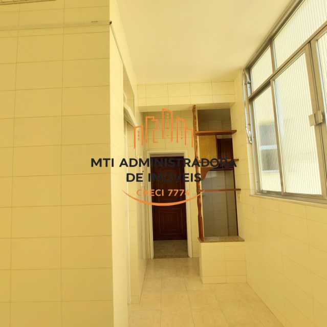 8a89dfe6-942e-4c7e-93a3-d67795 - 27