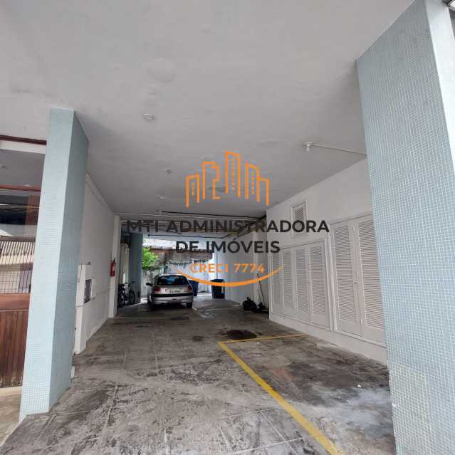 15526e72-33b8-4dff-a4b2-f1e215 - 18