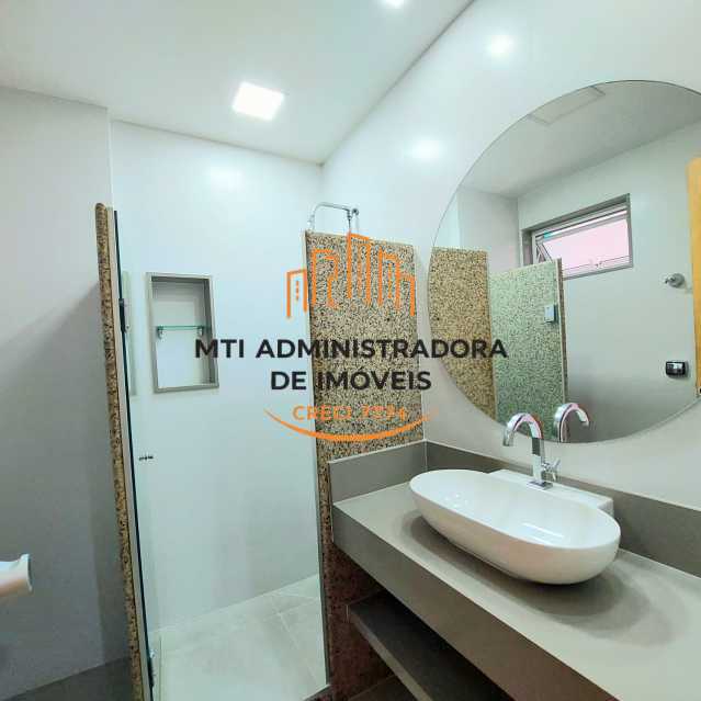 5ab6379a-05f8-456d-b4c6-59509b - 23