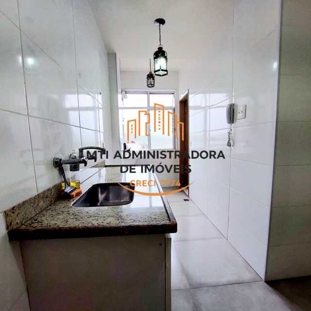 69e31db4-81ca-4c31-8fea-7f4a9a - 12