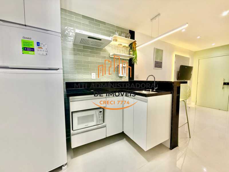 d422038c-4c93-4d7b-a707-fdcf1a - 7