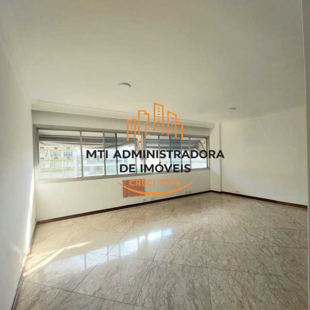 1 POR ANDAR - MTAP40021