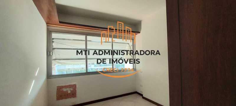 1 POR ANDAR - MTAP40021