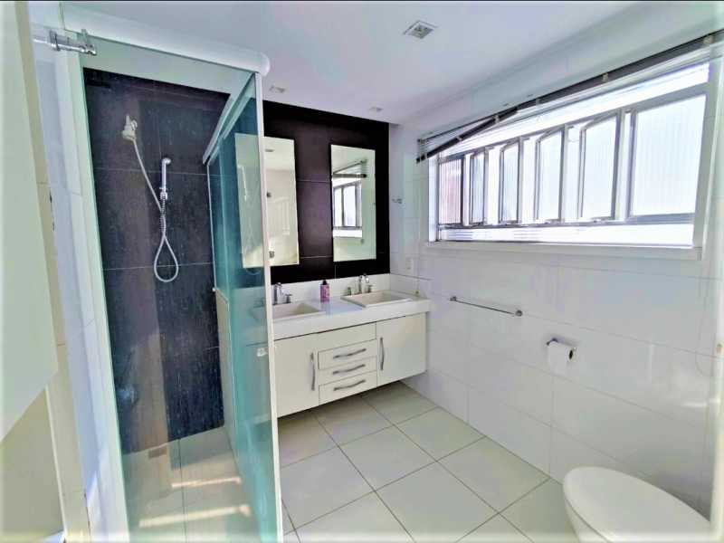 Conheça Banheiro Suíte Master do imóvel - Cobertura à venda Avenida Maracanã,Rio de Janeiro,RJ - R$ 1.899.000 - TIJUCA COB LINEAR - 8 Banheiro Suíte Master - 8