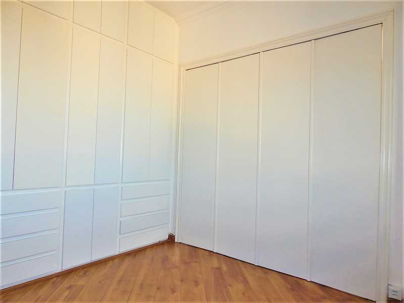 Conheça Quarto solteiro com armários do imóvel - Apartamento à venda Rua Olegarinha,Rio de Janeiro,RJ - R$ 719.000 - GRAJAU 2 DEPEND RESERVA - 8 Quarto solteiro com armários - 8