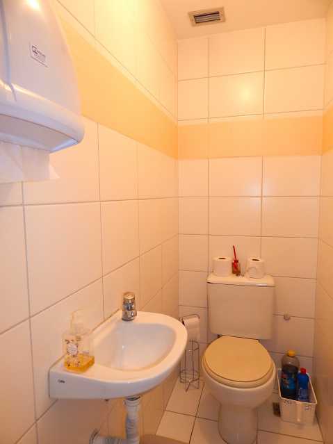 Conheça Banheiro do imóvel - Sala Comercial 21m² à venda Avenida Geremário Dantas,Rio de Janeiro,RJ - R$ 139.000 - SL FREGUESIA PRONTA - 5 Banheiro - 5
