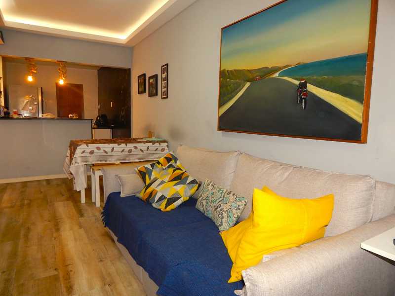 Conheça Sala ampla do imóvel - Casa 3 quartos com 149 m² a 400 metros do Shopping Tijuca - CASA 3 QTOS PROX SHOPPING TJ - 3 Sala ampla - 3