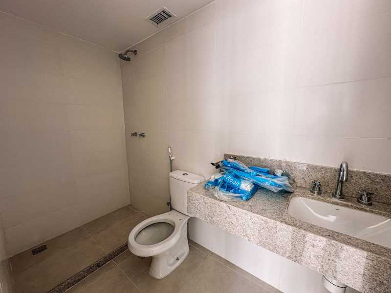 Conheça Banheiro social do imóvel - Cobertura à venda Rua Marquês de Valença,Rio de Janeiro,RJ - R$ 1.579.000 - COBMVNOVA - 20 Banheiro social - 20