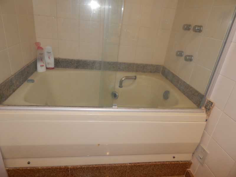Conheça Banheiro suíte com hidro do imóvel - Apartamento à venda Rua Ângelo Agostini,Rio de Janeiro,RJ - R$ 759.000 - TJ2QTAG-FELI - 7 Banheiro suíte com hidro - 7