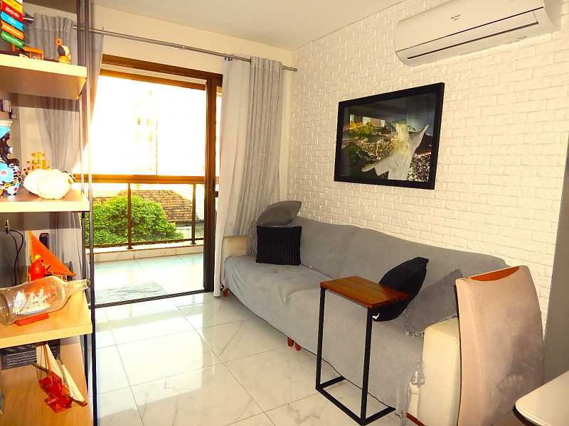 Conheça Sala arejada e sol da manhã do imóvel - Apartamento à venda Avenida Paula Sousa,Rio de Janeiro,RJ - R$ 649.000 - Marac-3qt-marc- - 3 Sala arejada e sol da manhã - 3
