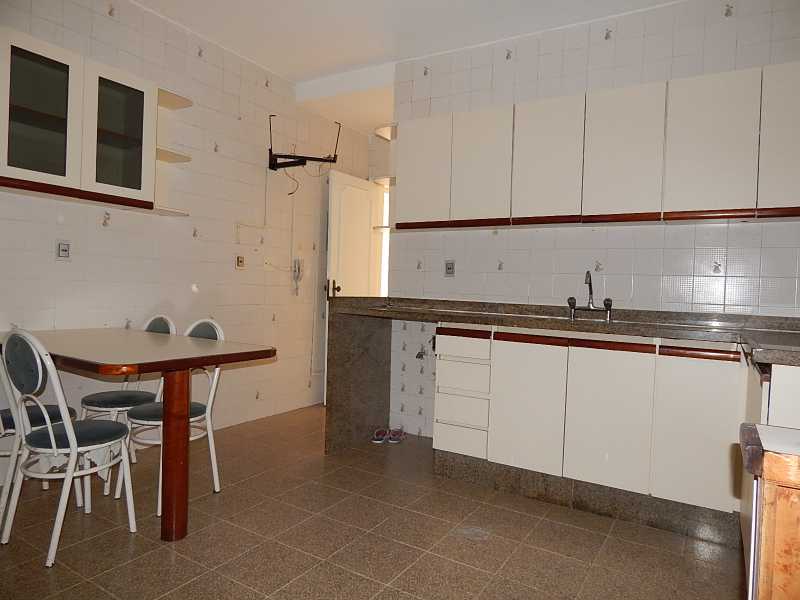 Conheça Copa/Cozinha c/ armários do imóvel - R$ 639 mil - Grajaú 3 Qtos + Dependência com 176 m² - GRAJ-3QTO-176-FABCART - 15 Copa/Cozinha c/ armários - 15