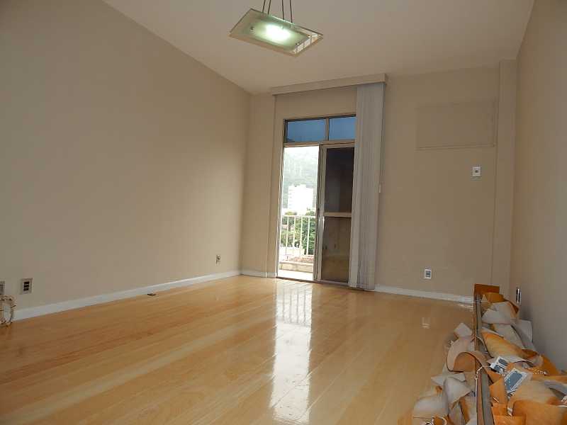 Conheça Quarto suíte c/ varanda do imóvel - R$ 639 mil - Grajaú 3 Qtos + Dependência com 176 m² - GRAJ-3QTO-176-FABCART - 4 Quarto suíte c/ varanda - 4