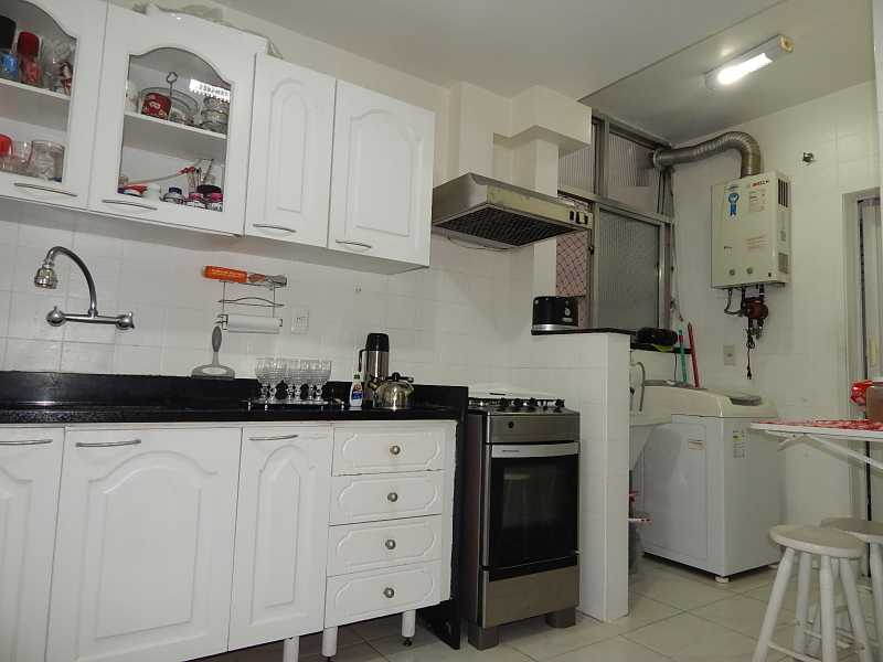 Conheça Copa/Cozinha ampla do imóvel - R$ 619 mil - 2 Quartos + Dependência - tj-bm-2qtodep - 15 Copa/Cozinha ampla - 15