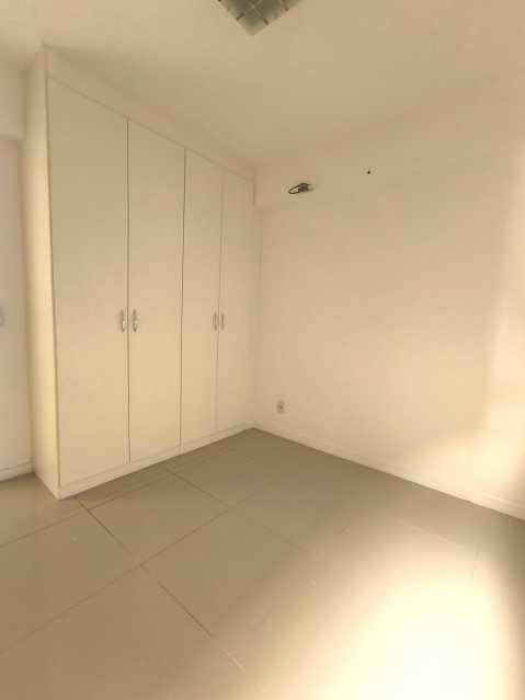 Conheça Quarto suíte com armários do imóvel - TIJUCA - 4 Quartos maravilhoso condomínio clube - 4qtos-115m-deag - 7 Quarto suíte com armários - 7