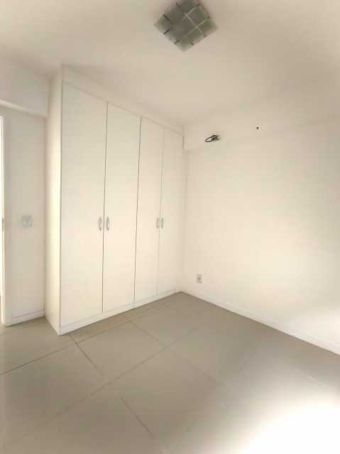 Conheça Qto solt. 2 c/ armários do imóvel - TIJUCA - 4 Quartos maravilhoso condomínio clube - 4qtos-115m-deag - 10 Qto solt. 2 c/ armários - 10