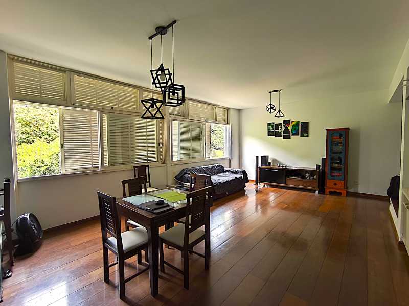 Conheça Ampla sala com janelões do imóvel - Apartamento à venda Rua Conde de Bonfim,Rio de Janeiro,RJ - R$ 719.000 - TJ-4QTO-US-ELAI - 1 Ampla sala com janelões - 1