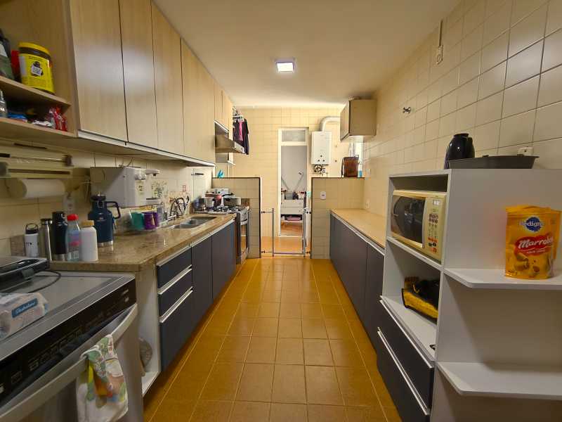 Conheça Copa Cozinha c/ armários do imóvel - Apartamento à venda Rua Conde de Bonfim,Rio de Janeiro,RJ - R$ 719.000 - TJ-4QTO-US-ELAI - 13 Copa Cozinha c/ armários - 13