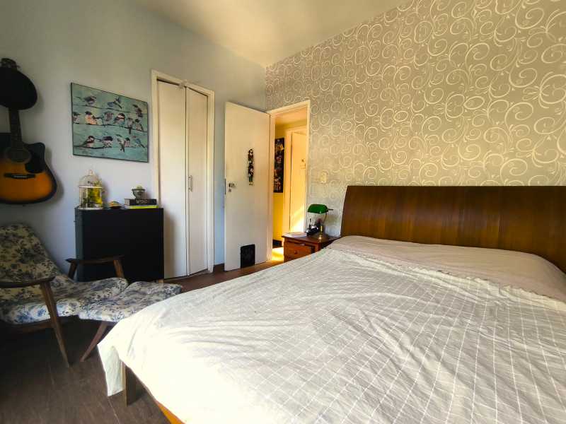 Conheça Quarto suíte amplo do imóvel - Apartamento à venda Rua Dezoito de Outubro,Rio de Janeiro,RJ - R$ 649.000 - TJ-3QTO-DEZ-IM - 4 Quarto suíte amplo - 4