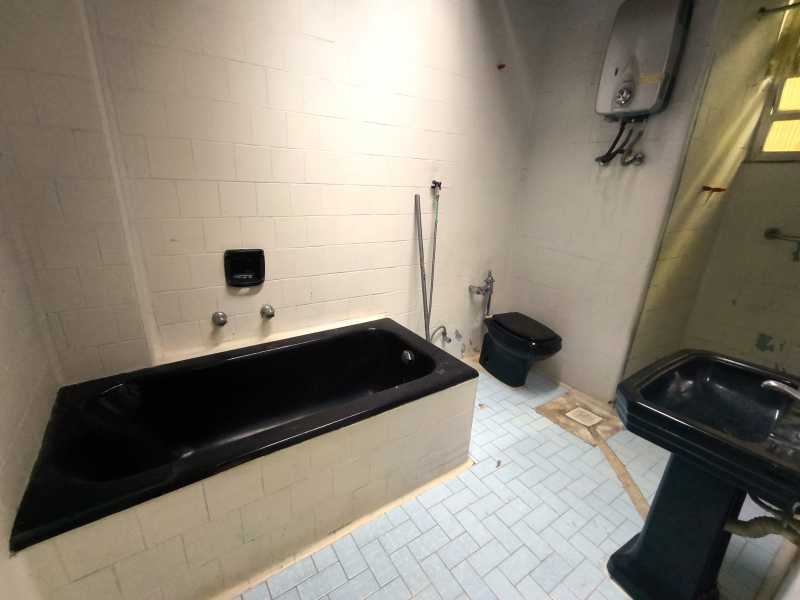 Conheça Banheiro social do imóvel - Apartamento à venda Rua Barão de Mesquita,Rio de Janeiro,RJ - R$ 300.000 - IM-BM-2QTO-THRO - 4 Banheiro social - 4