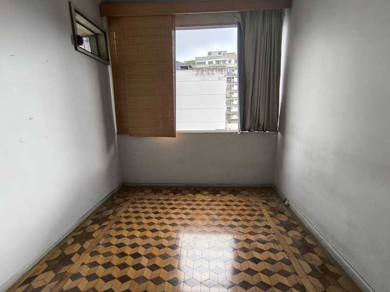 Conheça Qto 1 com janelão do imóvel - Apartamento à venda Rua Barão de Mesquita,Rio de Janeiro,RJ - R$ 300.000 - IM-BM-2QTO-THRO - 3 Qto 1 com janelão - 3