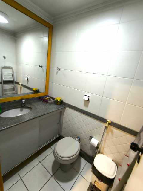 Conheça Banheiro com armário do imóvel - Sala Comercial 33m² à venda Edifício Comércio E Indústria,Rio de Janeiro,RJ - R$ 59.000 - sl.coh.centro - 5 Banheiro com armário - 5