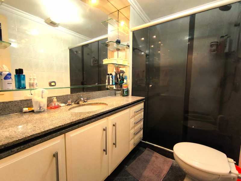 Conheça Banheiro suíte do imóvel - Apartamento à venda Rua João Alfredo,Rio de Janeiro,RJ - R$ 919.000 - TJ-4QTO-JA-GOD-140 - 5 Banheiro suíte - 5