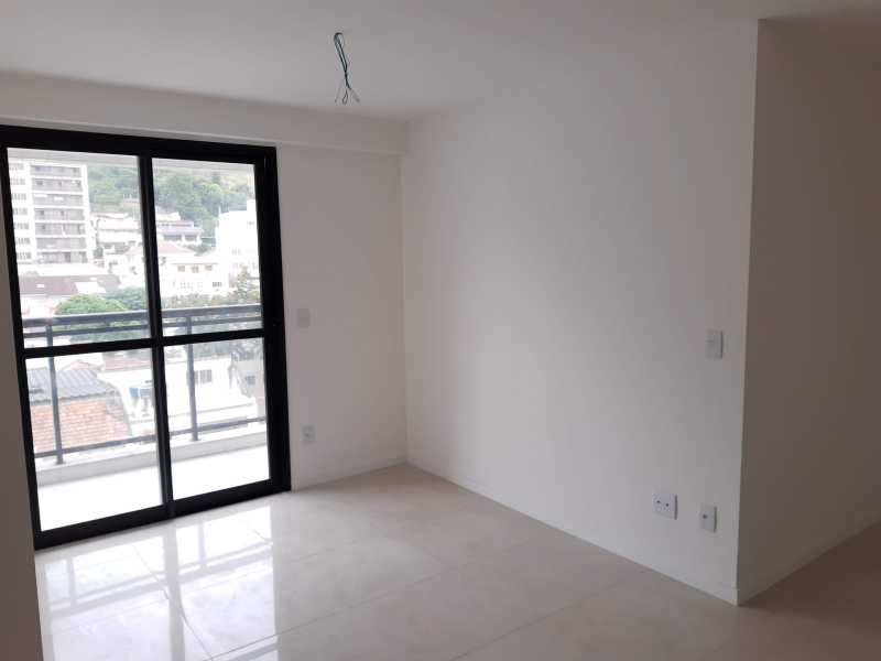 Sala com vista livre - 2