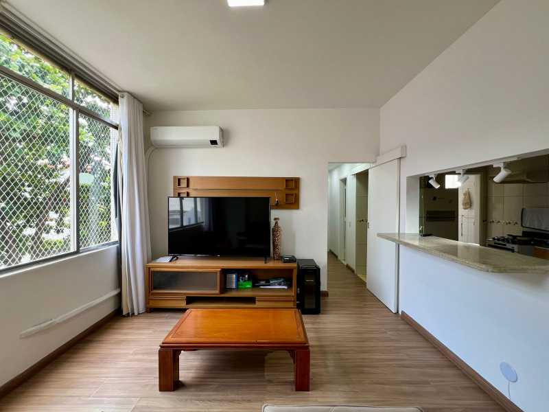 Sala c/ bancada 