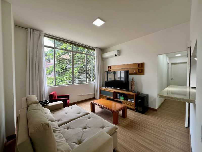Sala c/ janelão - 3