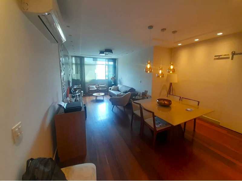 Sala ampla - 2