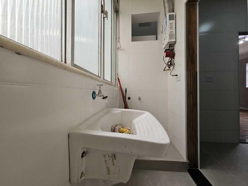 Área de Serviço - 14