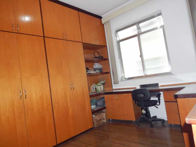 Qto solteiro 1 c/ armário  - 6