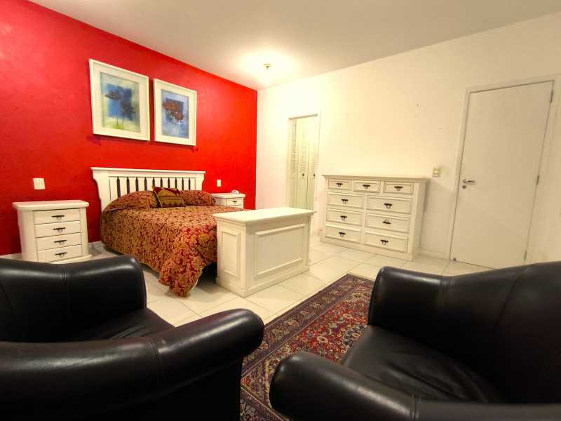 Quarto suíte 1 c/ closet - 7