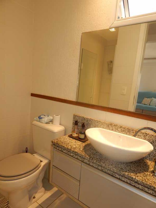 Banheiro suíte 4 - 13