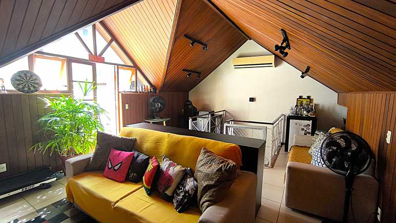 Espaço: Vídeo/Som/Bar - 2