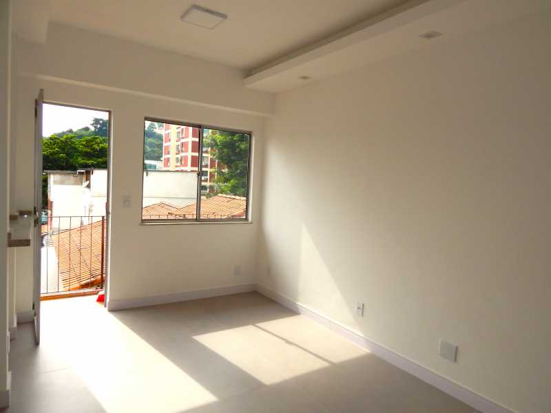 Sala clara e arejada - 2