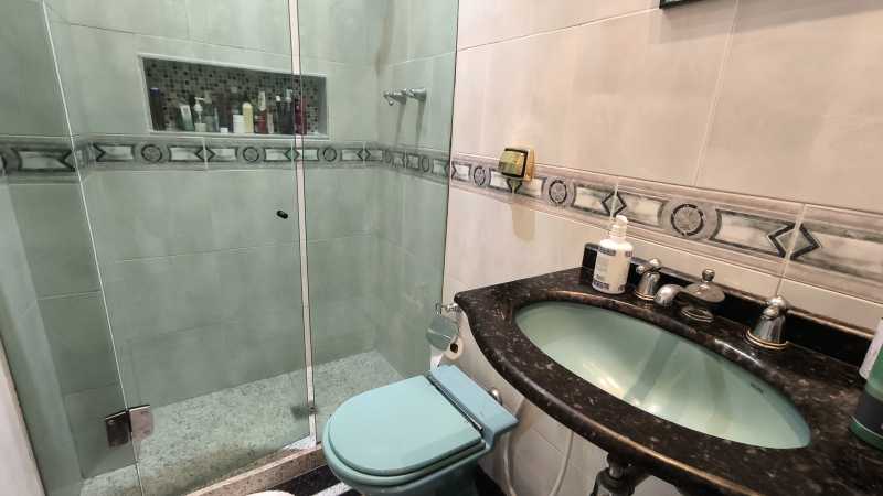 Banheiro solteiro - 11