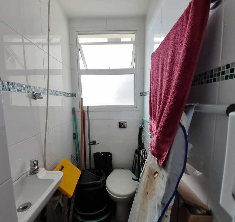 Banheiro suíte 2 - 18