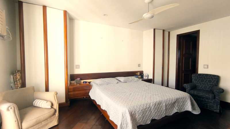 Suite  - 7