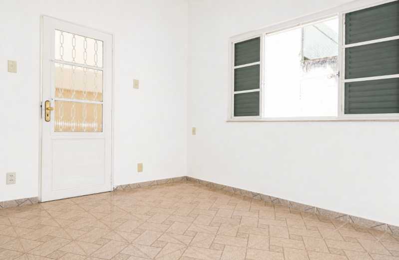 Sala clara e arejada - 2