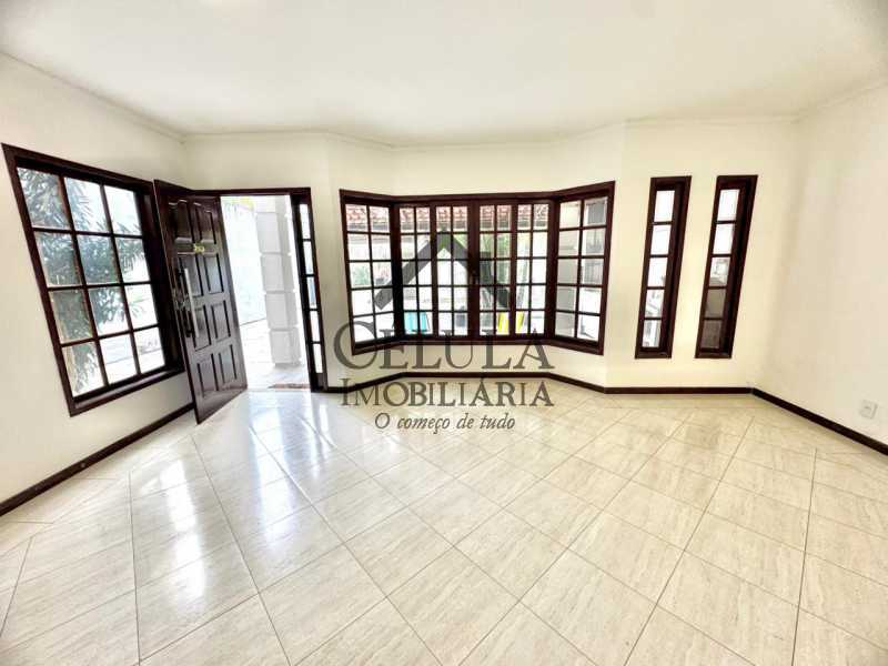 Casa em Condomínio : Duplex / Residencial / Vargem Grande - CICN40096