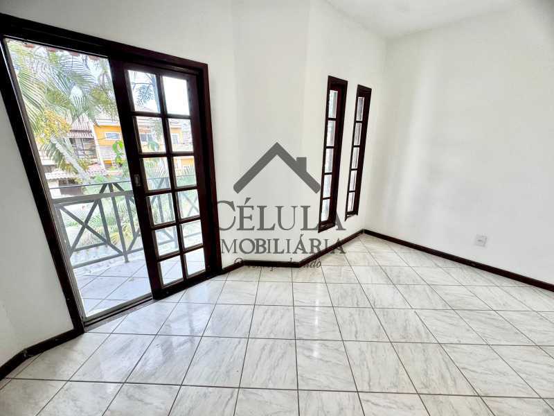 Casa em Condomínio : Duplex / Residencial / Vargem Grande - CICN40096