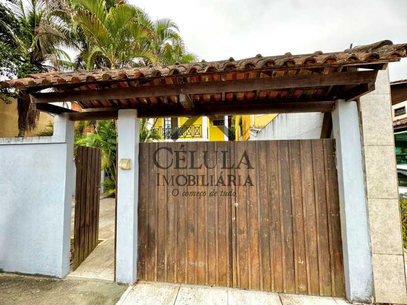 Casa em Condomínio : Duplex / Residencial / Vargem Grande - CICN40096