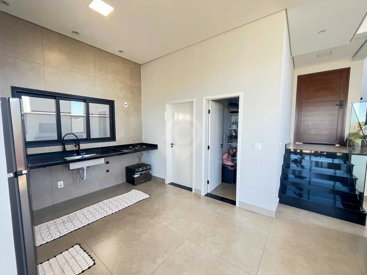 WhatsApp Image 2025-10-21 at 1 - 5