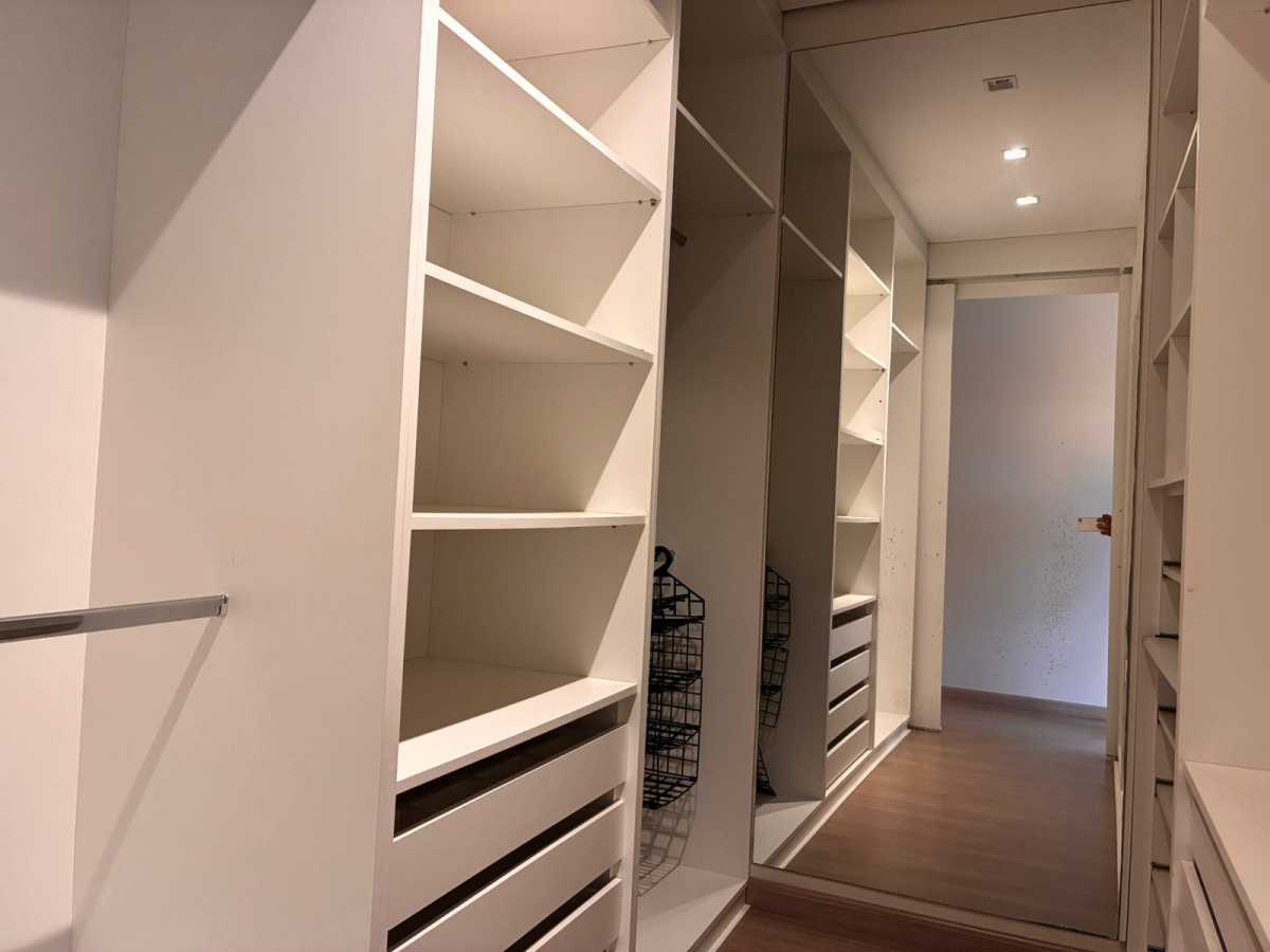 Conheça Imagem do WhatsApp de 2025-09- do imóvel - Casa em Condomínio 4 quartos à venda Itatiba,SP Jardim Alto de Santa Cruz - R$ 2.650.000 - VICN40318 - 23 Imagem do WhatsApp de 2025-09- - 23