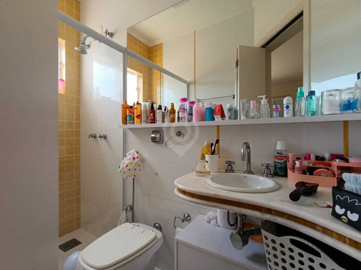 WhatsApp Image 2025-10-14 at 1 - 7