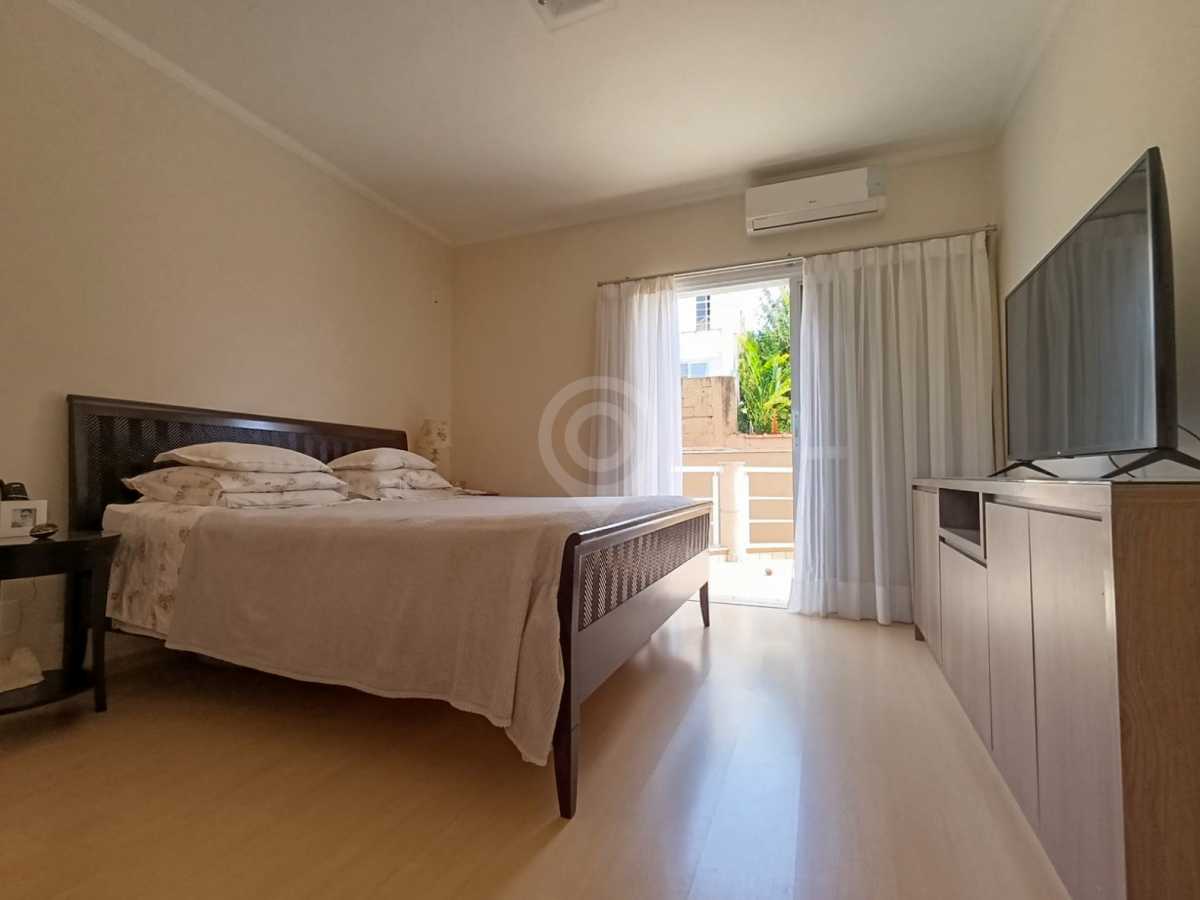 WhatsApp Image 2025-10-14 at 1 - 8